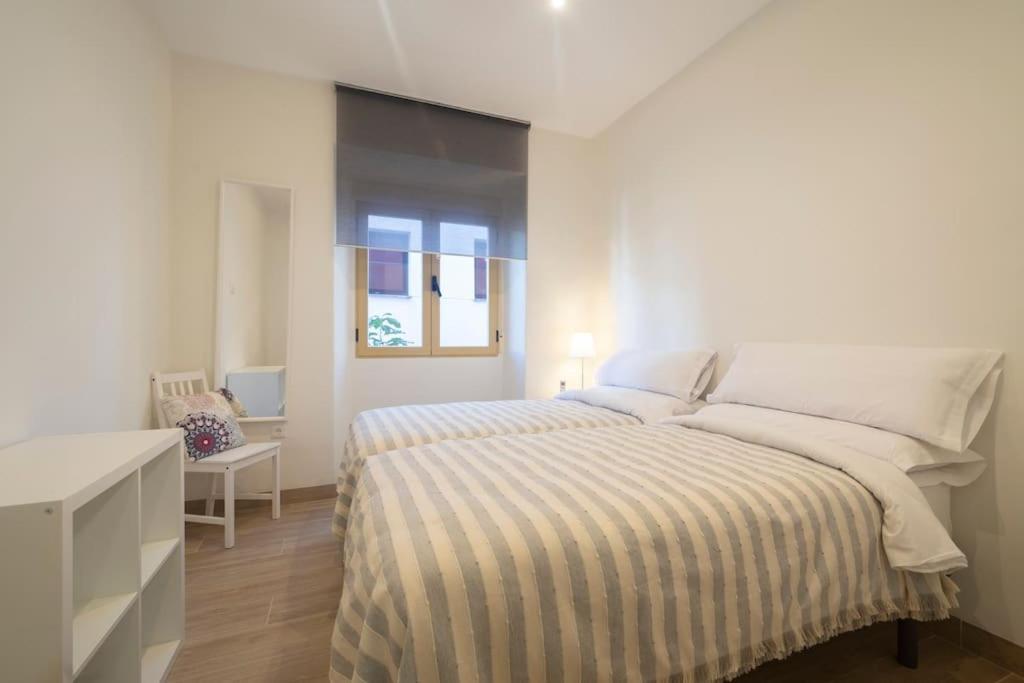 Hogar Del Lirio Apartment Granada Exterior photo